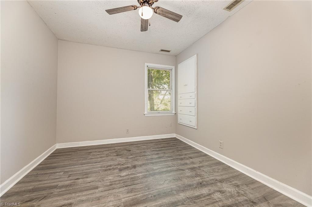 960 Amity Road Asheboro, NC 27203 - Photo 21 of 29 Gallery Image 21