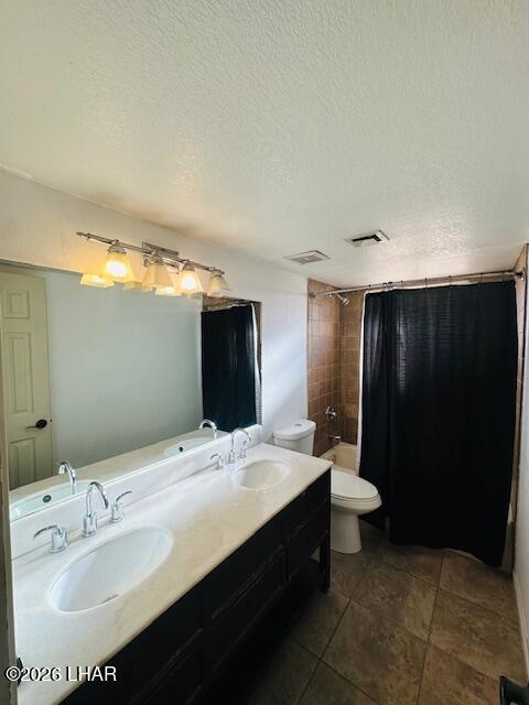 31632 Treasure Road Parker, AZ 85344 - Photo 20 of 26 a bathroom with a sink and a mirror
