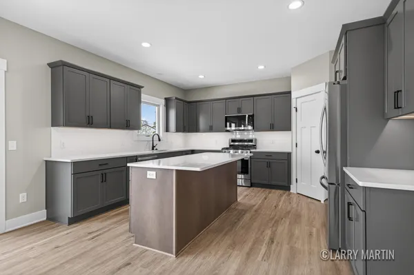 $580,000 | 1845 Stratford Lane Northwest, Grand Rapids, MI 49534