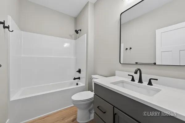 $580,000 | 1845 Stratford Lane Northwest, Grand Rapids, MI 49534