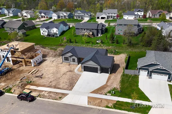 $580,000 | 1845 Stratford Lane Northwest, Grand Rapids, MI 49534