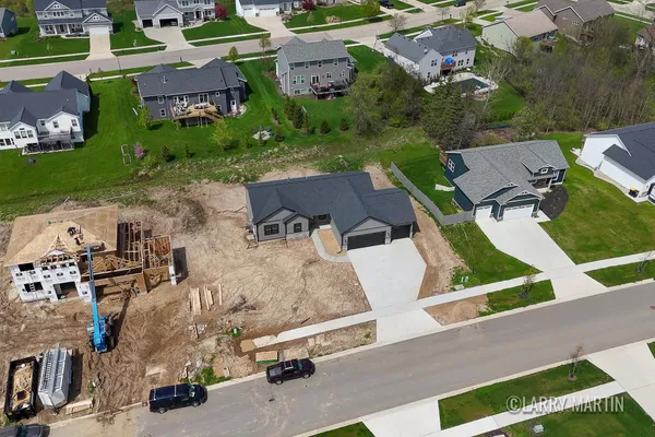 $580,000 | 1845 Stratford Lane Northwest, Grand Rapids, MI 49534