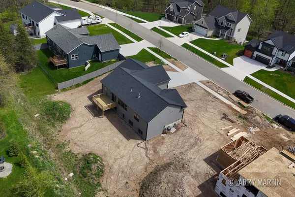 $580,000 | 1845 Stratford Lane Northwest, Grand Rapids, MI 49534