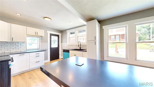 $168,000 | 2835 Walton Road, St. Louis, MO 63114