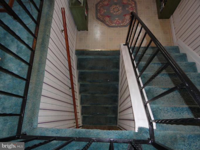 8015 Redstone Road Kingsville, MD 21087 - Photo 22 of 28 Interior (General)stairs