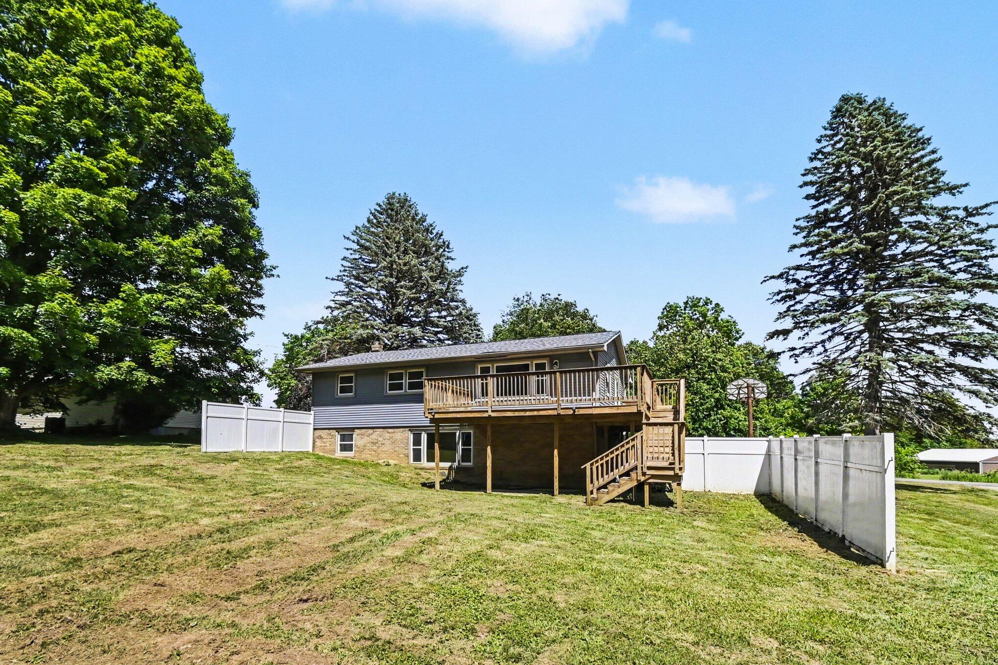 1077 Gidner Road Charlotte, MI 48813 - Photo 29 of 29 031_file_7747