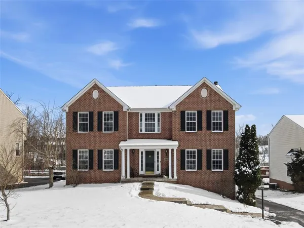 $535,000 | 138 Hunter's Run Drive, Coraopolis, PA 15108