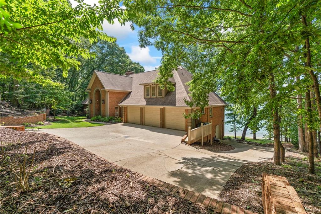 6576 Yacht Club Road Flowery Branch, GA 30542 - Photo 10 of 186