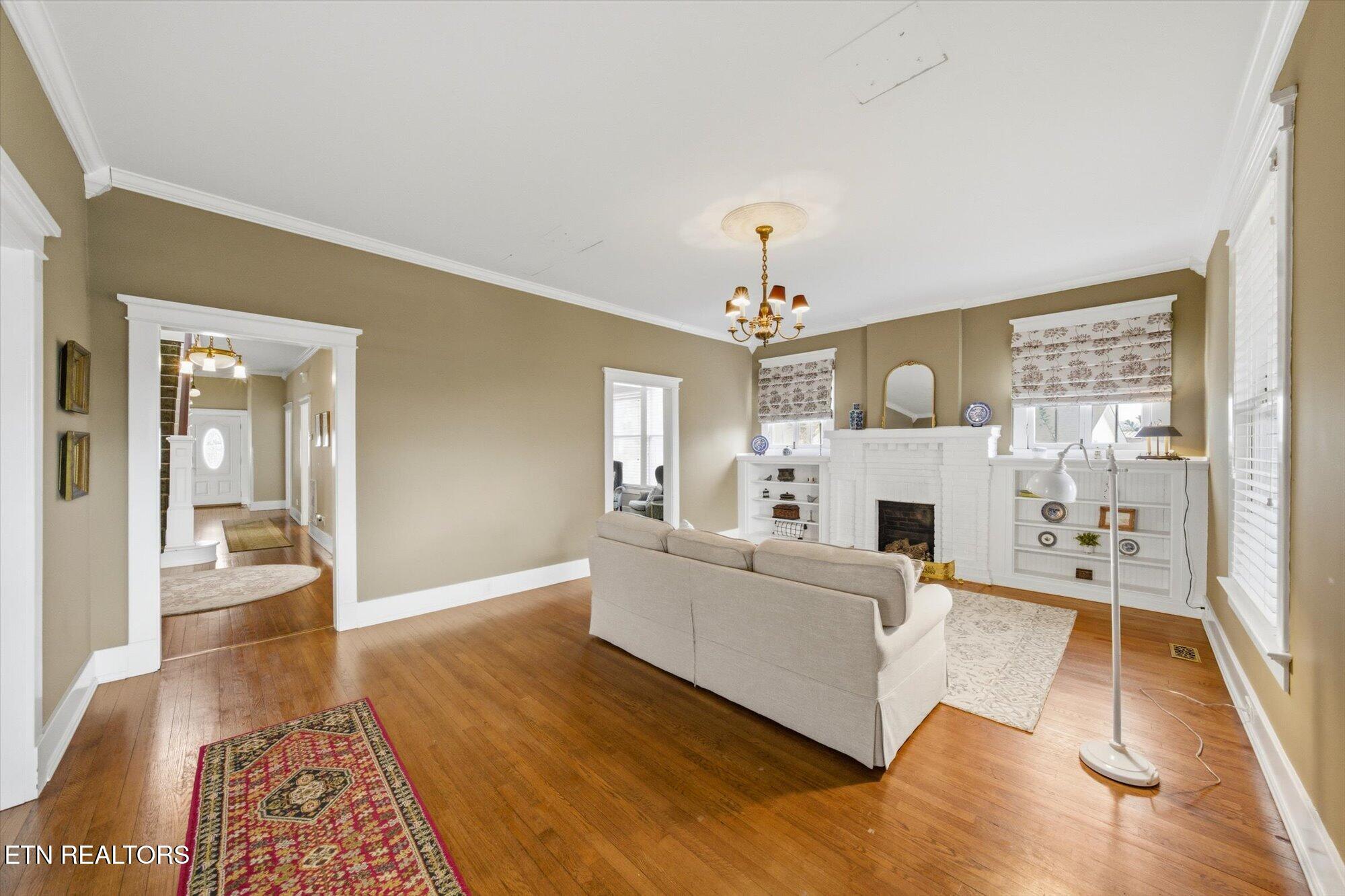 201 West Washington Avenue Clinton, TN 37716 - Photo 12 of 46 12