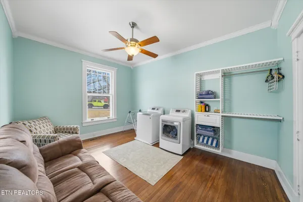 $539,000 | 201 West Washington Avenue, Clinton, TN 37716