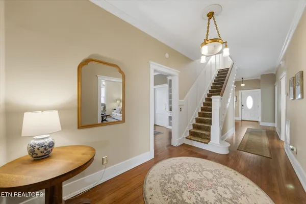 $539,000 | 201 West Washington Avenue, Clinton, TN 37716