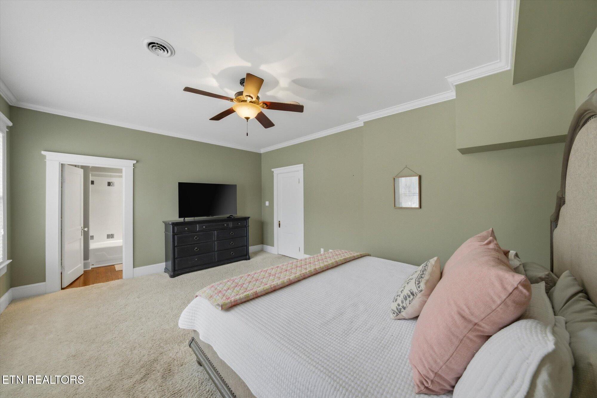 201 West Washington Avenue Clinton, TN 37716 - Photo 34 of 46 35