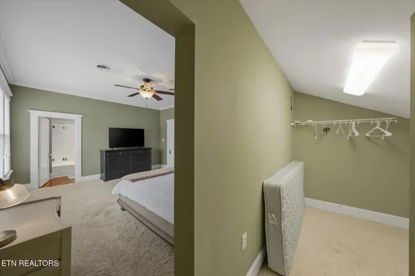 $539,000 | 201 West Washington Avenue, Clinton, TN 37716
