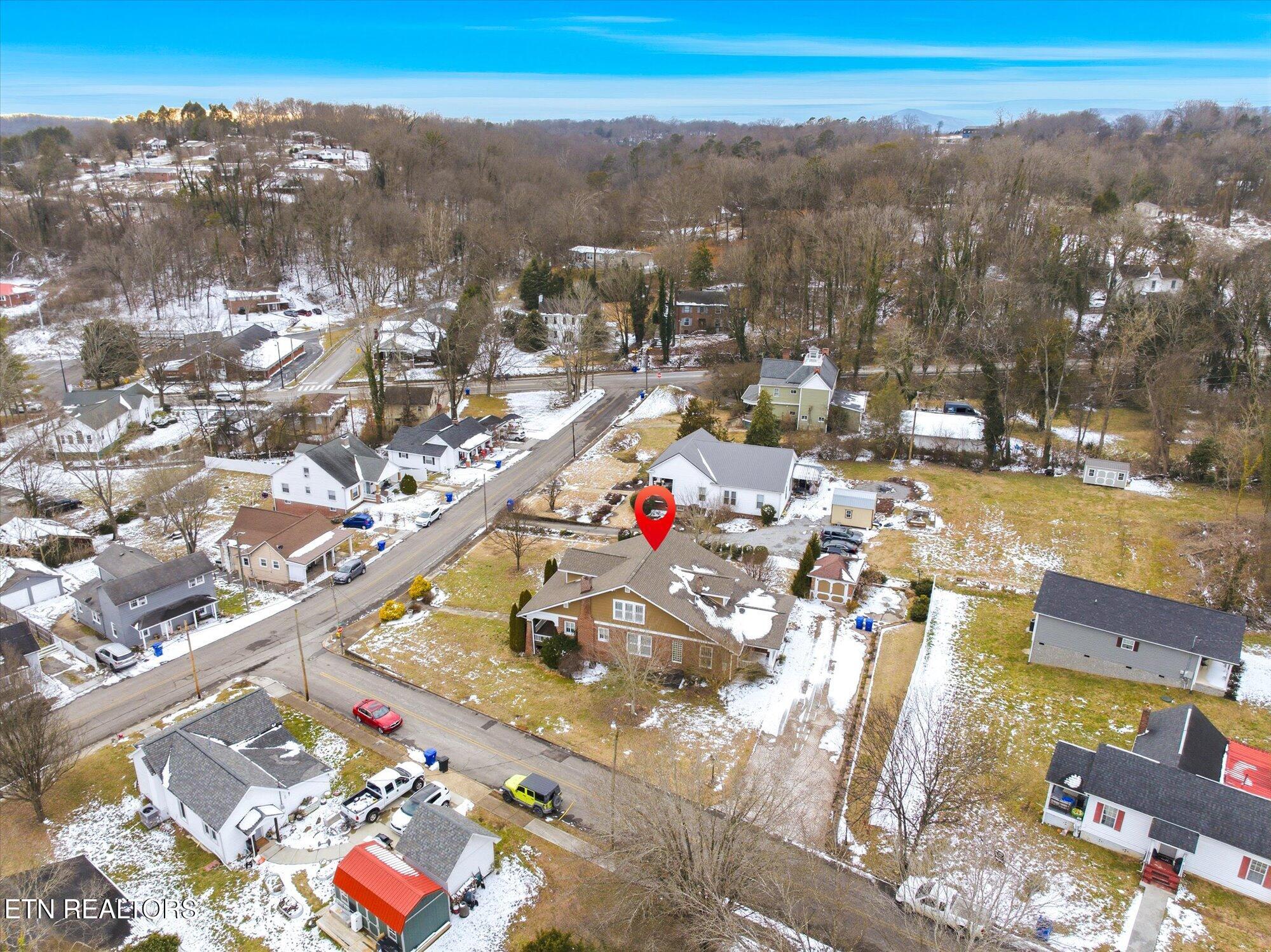 201 West Washington Avenue Clinton, TN 37716 - Photo 46 of 46 47