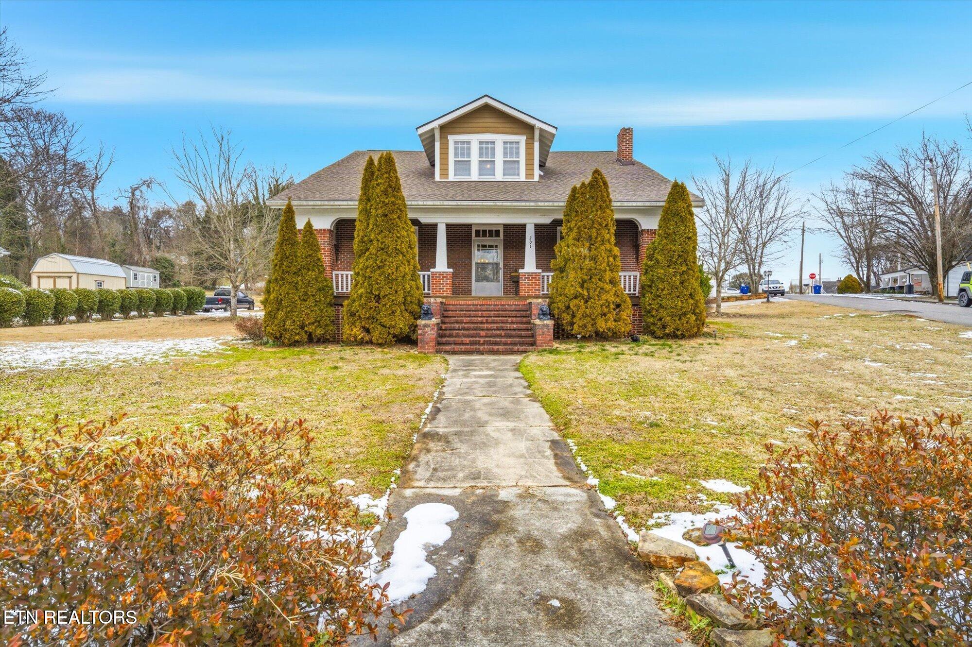 201 West Washington Avenue Clinton, TN 37716 - Photo 9 of 46 9