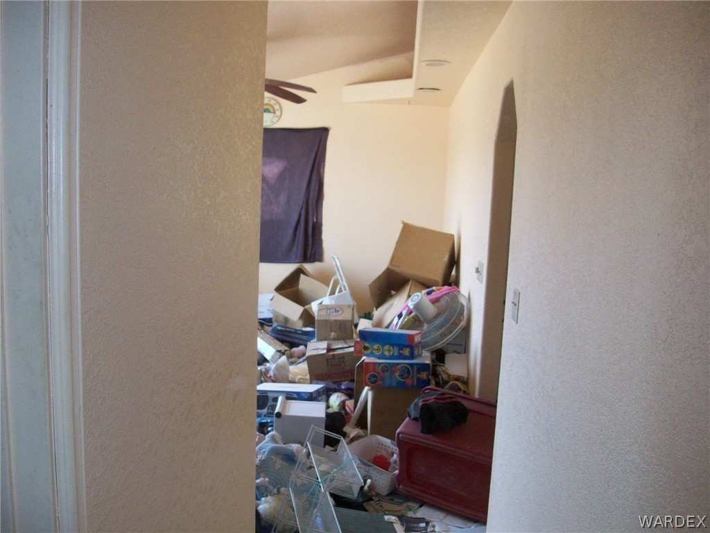 4585 Eloy Road Golden Valley, AZ 86413 - Photo 18 of 23
