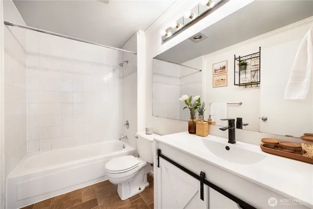 $655,000 | 424 102nd Avenue Southeast, Unit 108, Bellevue, WA 98004