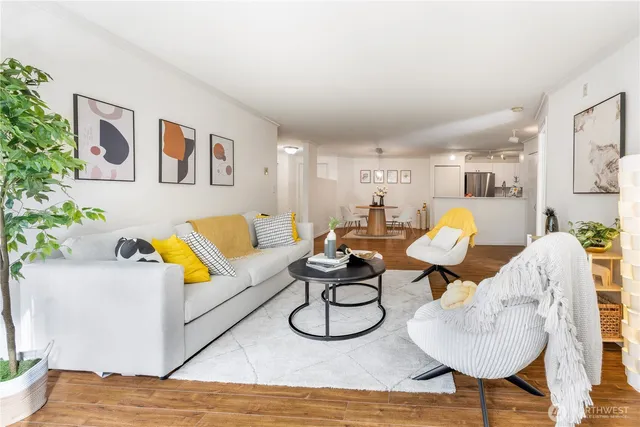 $655,000 | 424 102nd Avenue Southeast, Unit 108, Bellevue, WA 98004