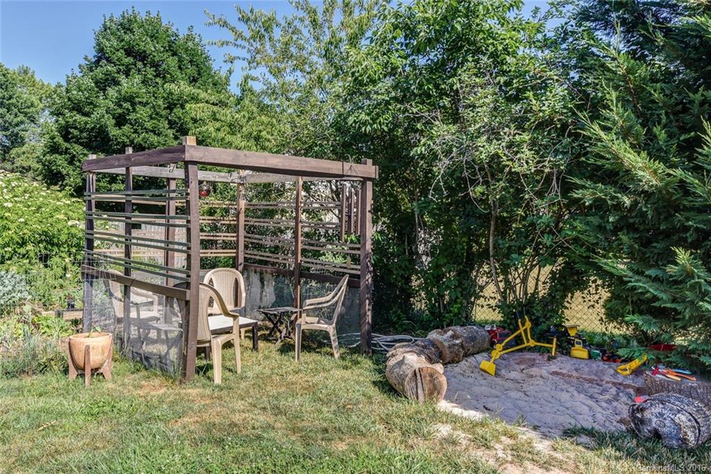 191 Brevard Road Asheville, NC 28806 - Photo 18 of 23 Gallery Image 18