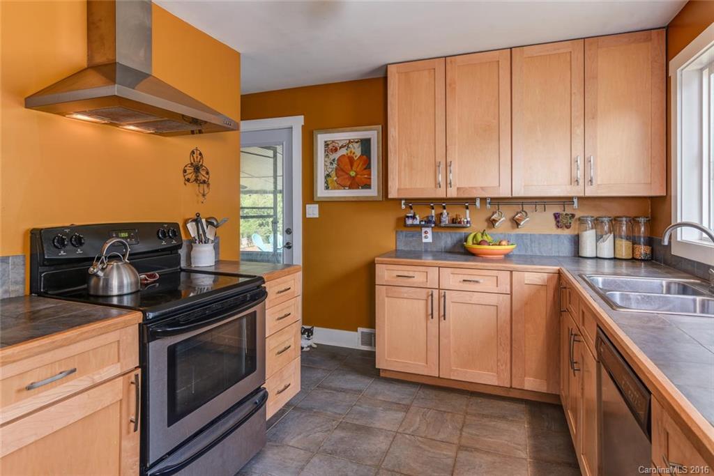 191 Brevard Road Asheville, NC 28806 - Photo 8 of 23 Gallery Image 8