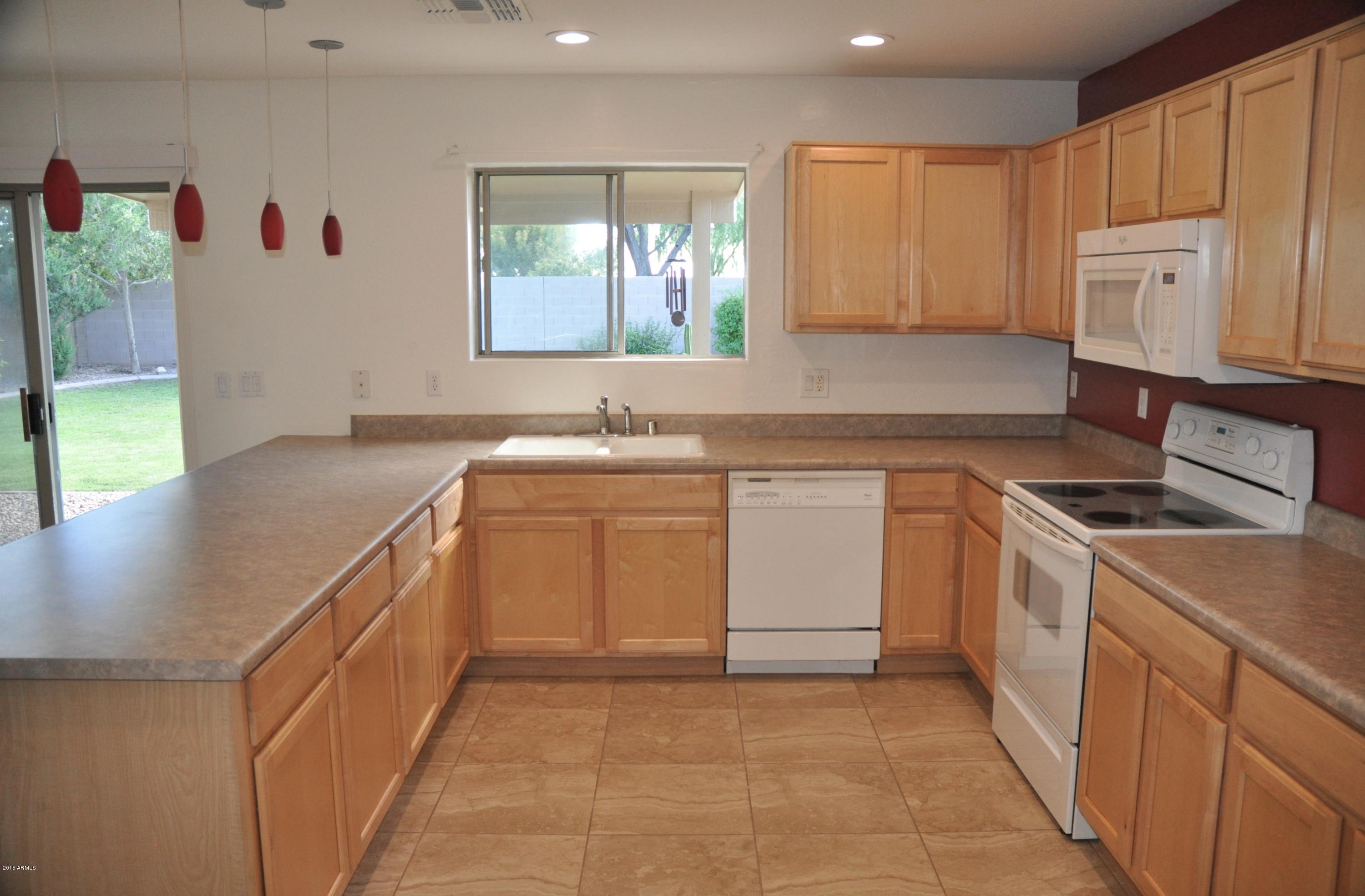 16109 West Boca Raton Road Surprise, AZ 85379 - Photo 9 of 33 16109 W. Boca Raton 013