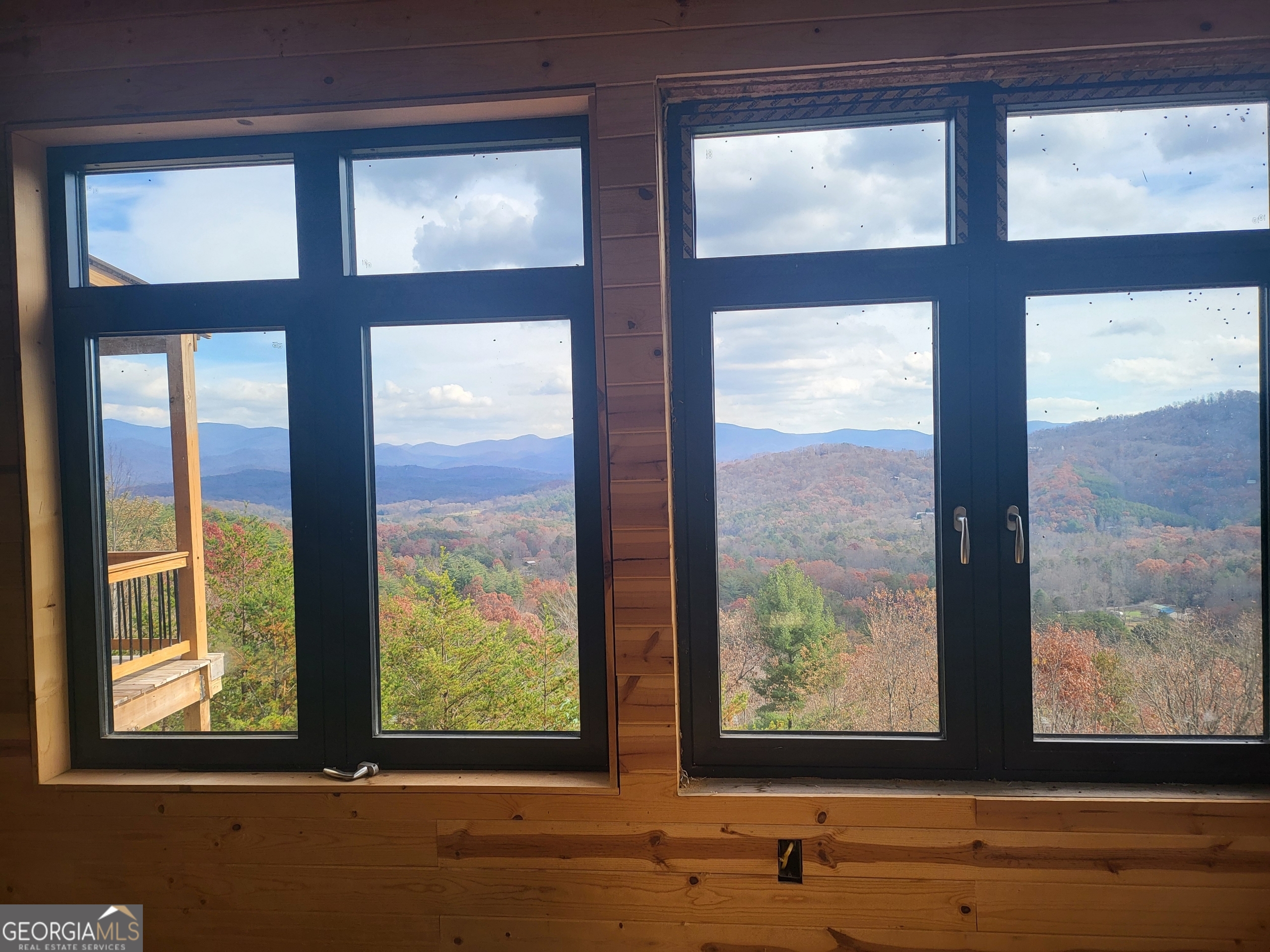 389 Fort Mountain Road Blairsville, GA 30512 - Photo 24 of 30 a view of front door and deck area