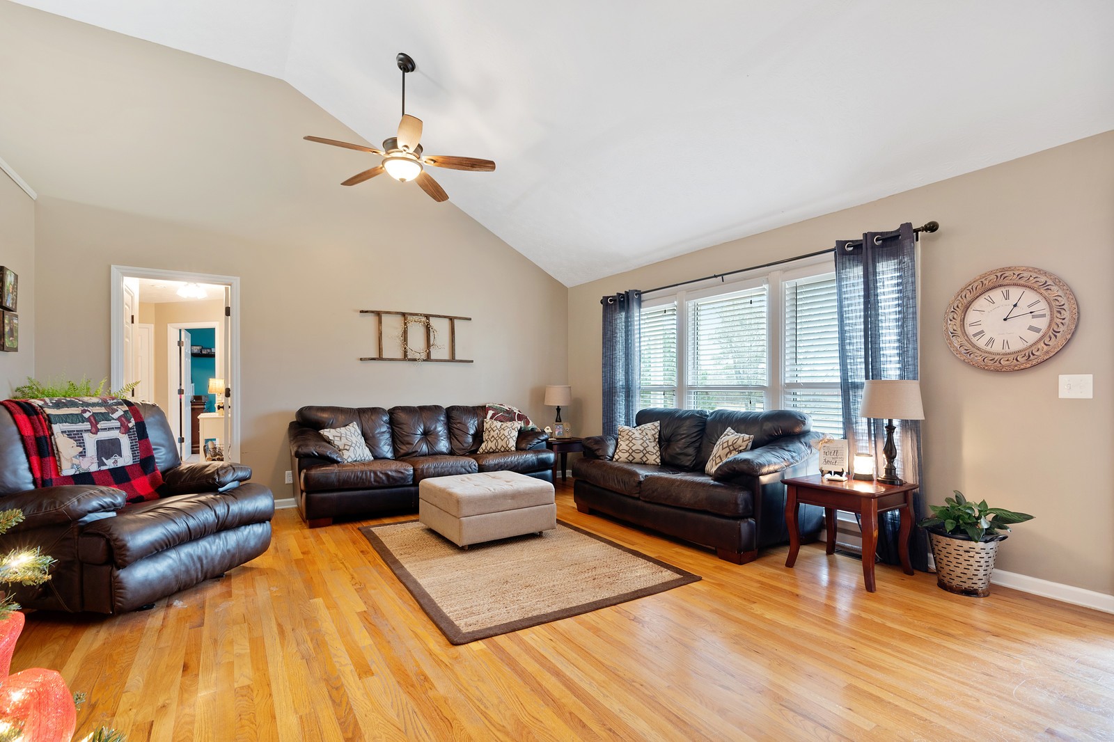 5244 Betts Road Greenbrier, TN 37073 - Photo 6 of 41 Gallery Image 6