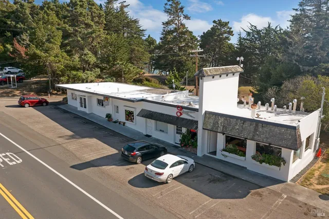 $850,000 | 35700 Highway 1, Anchor Bay, CA 95445
