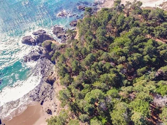 $850,000 | 35700 Highway 1, Anchor Bay, CA 95445
