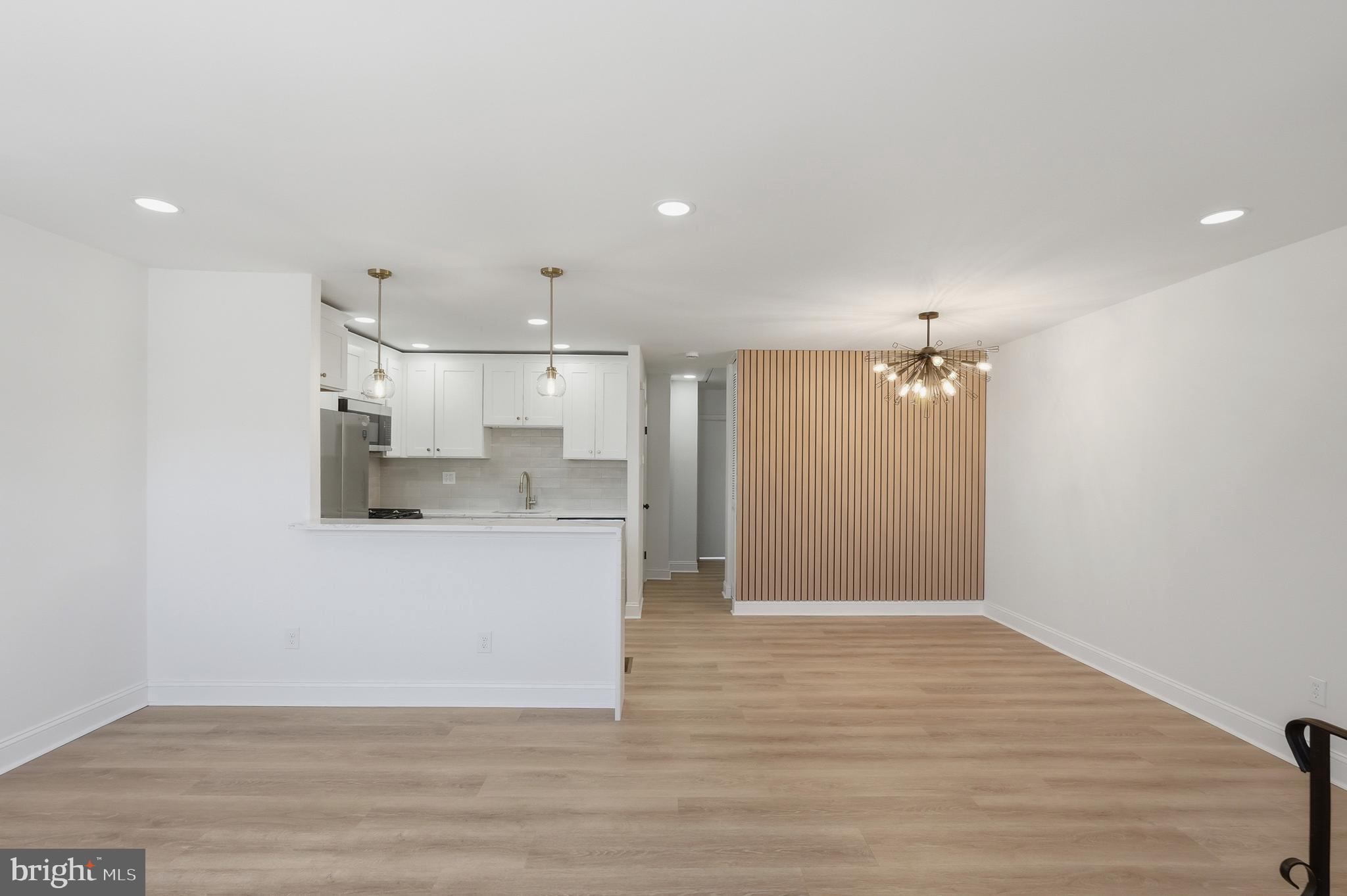 3530 Oakhill Road Philadelphia, PA 19154 - Photo 11 of 59 Main Level