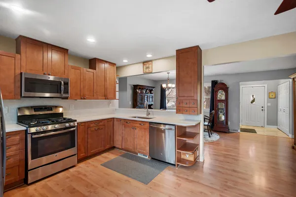 $384,900 | 11221 131st Avenue North, Dayton, MN 55327