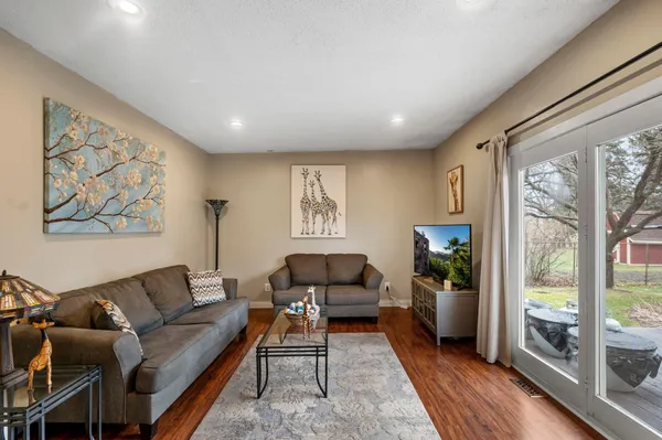 $384,900 | 11221 131st Avenue North, Dayton, MN 55327