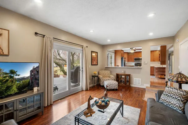 $384,900 | 11221 131st Avenue North, Dayton, MN 55327