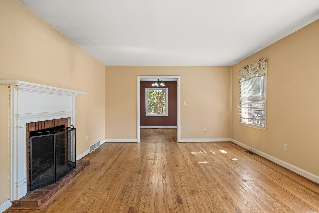 3215 Plantation Road Raleigh, NC 27609 - Photo 13 of 28 Photo 13