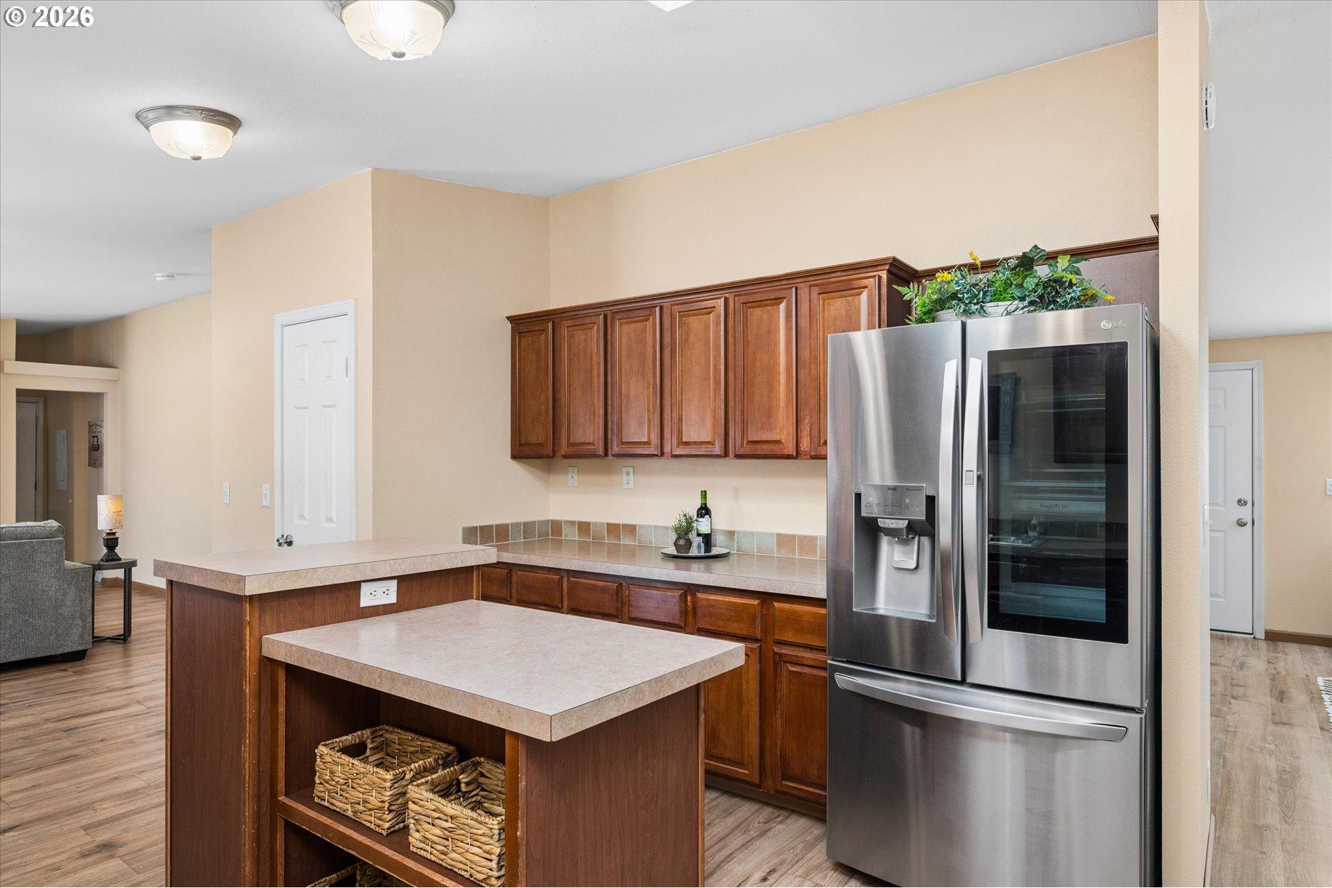 2416 Maia Loop Springfield, OR 97477 - Photo 12 of 37 Kitchen