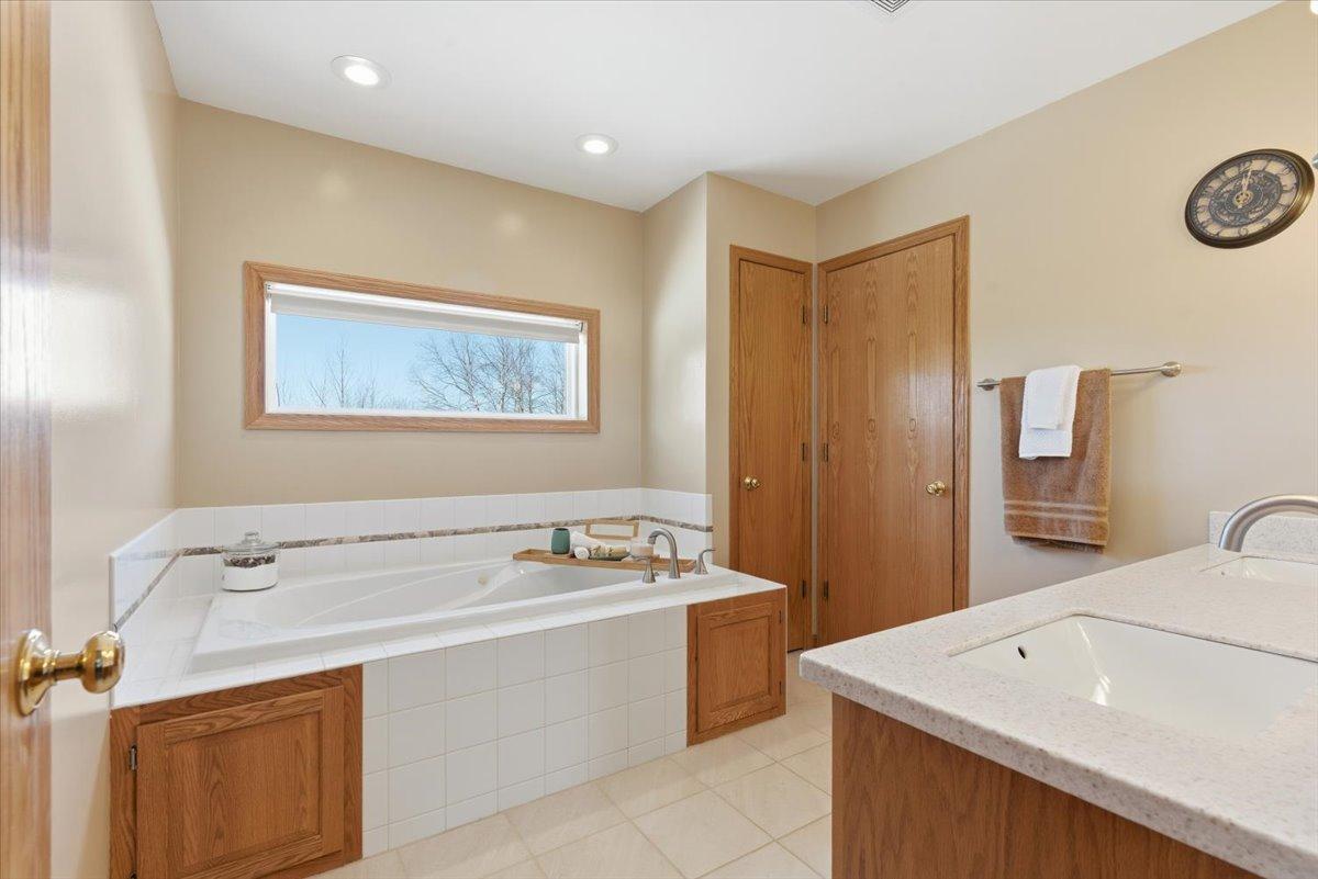 17892 Impala Path Lakeville, MN 55044 - Photo 38 of 84