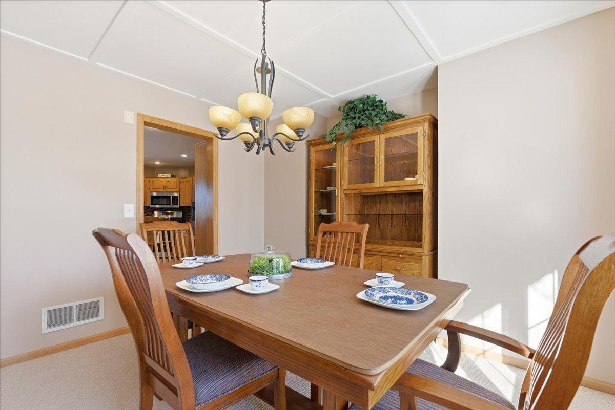 17892 Impala Path Lakeville, MN 55044 - Photo 6 of 84