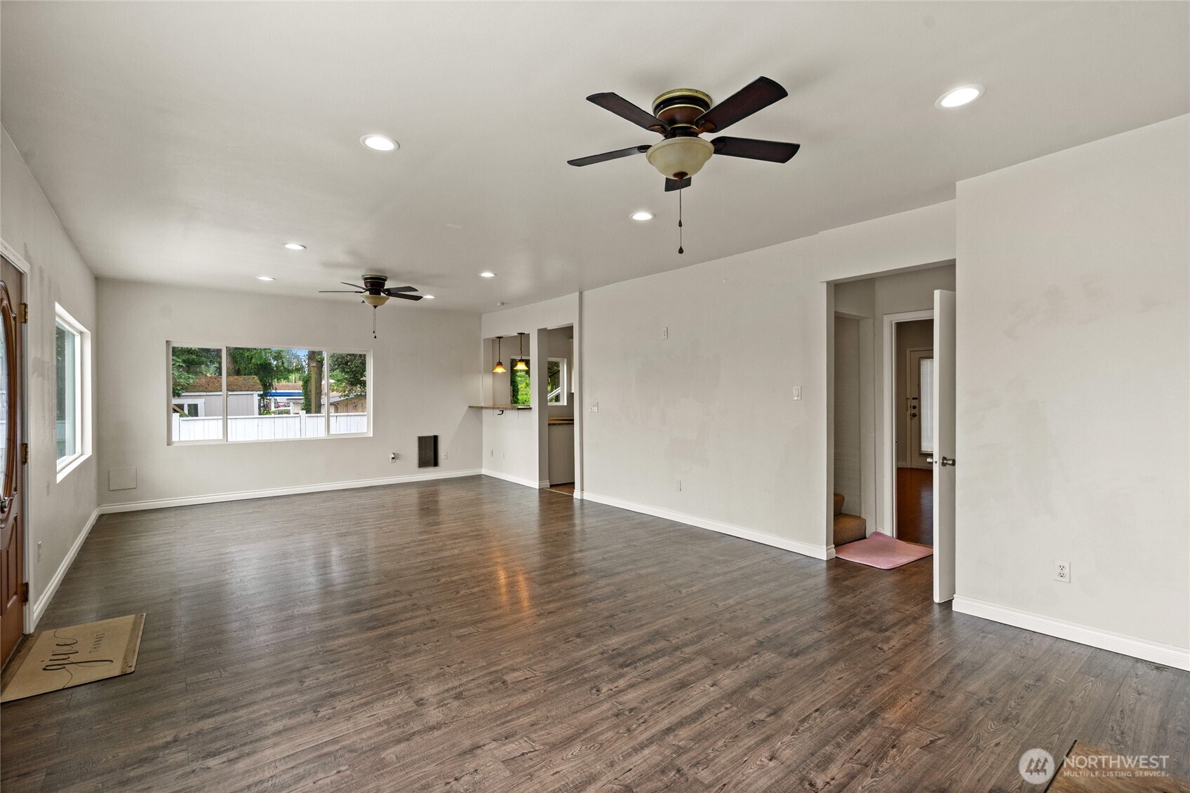 4012 Rucker Avenue Everett, WA 98201 - Photo 5 of 19