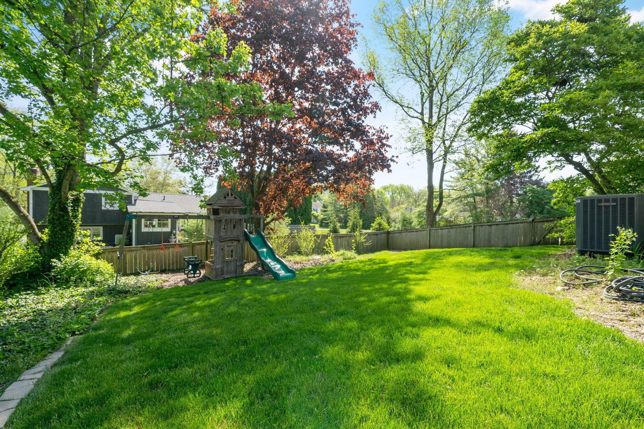 7004 Linworth Road Columbus, OH 43235 - Photo 63 of 76 7004 Linworth Road