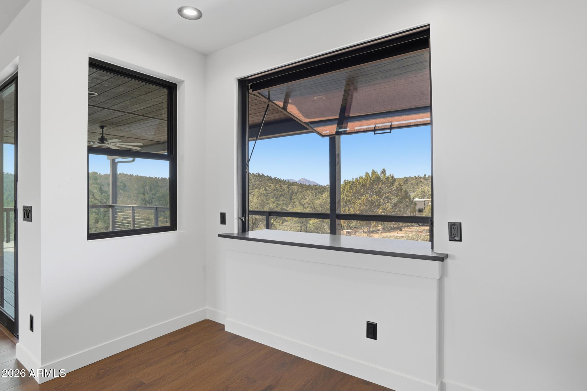 1112 South Kinzer Court Payson, AZ 85541 - Photo 17 of 41 an empty room with a window