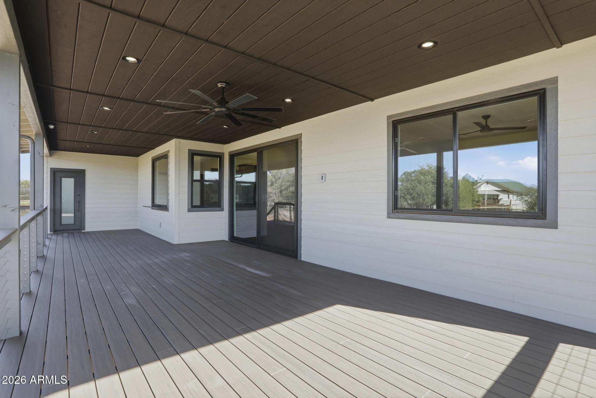 1112 South Kinzer Court Payson, AZ 85541 - Photo 27 of 41 a big room with wooden floor and windows