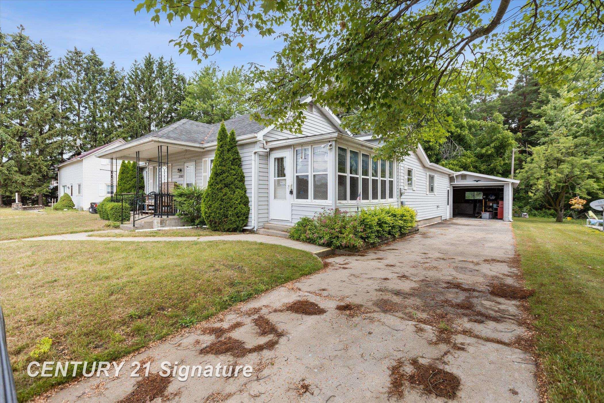 3782 Wheeler Road Standish, MI 48658 - Photo 4 of 45