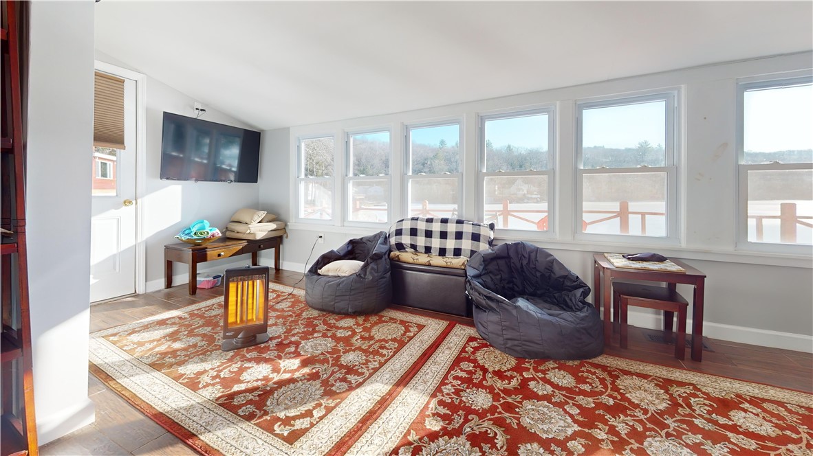 1323 Crystal Lake Road Hancock, NY 13783 - Photo 7 of 19 Livingroom