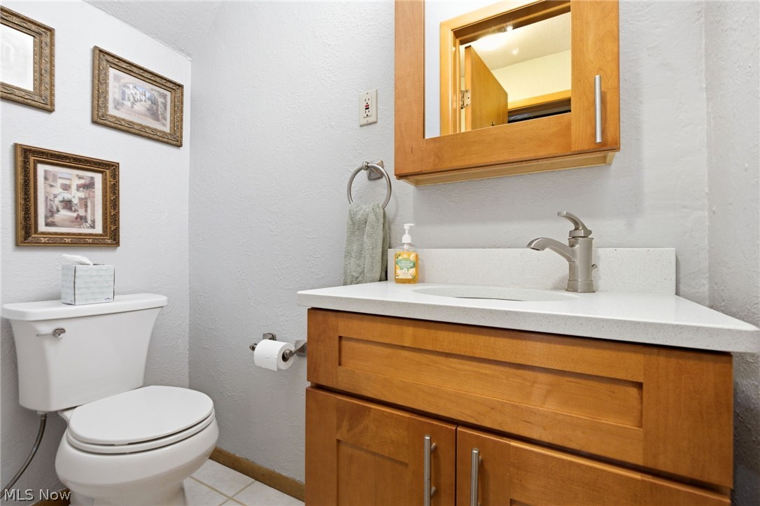 1011 Millridge Road Highland Heights, OH 44143 - Photo 25 of 37