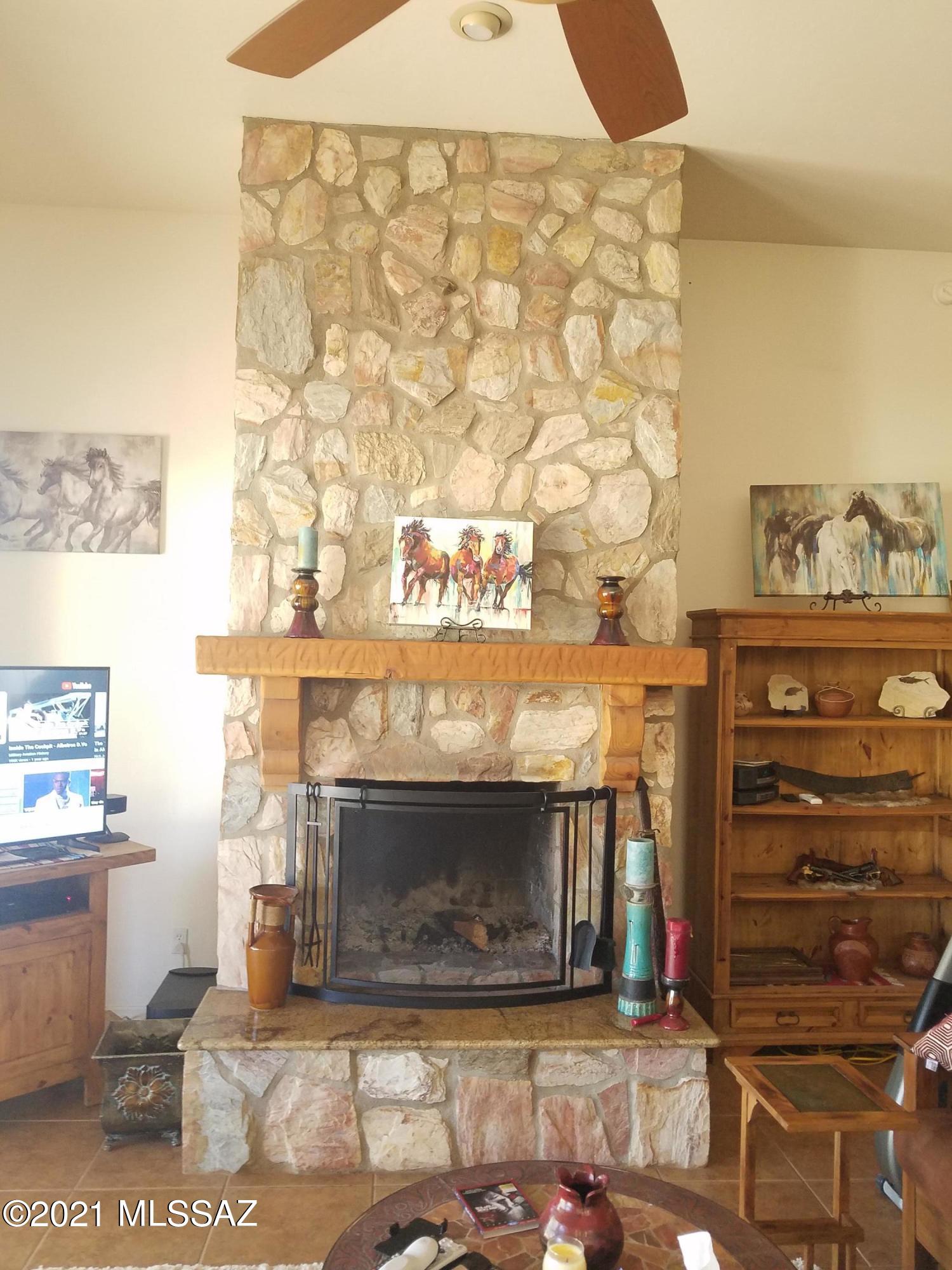 2829 North Wentworth Road Tucson, AZ 85749 - Photo 6 of 32 Gallery Image 6
