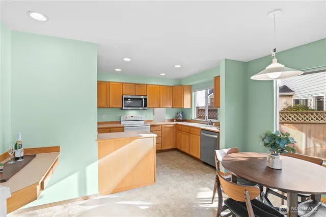 $499,000 | 11415 8th Place West, Unit D, Everett, WA 98204