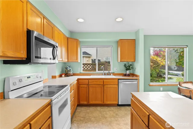 $499,000 | 11415 8th Place West, Unit D, Everett, WA 98204