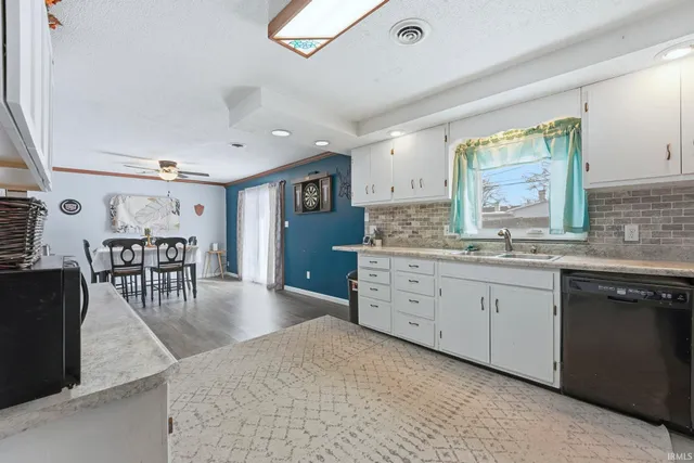 $219,900 | 3631 Meter Drive, New Haven, IN 46774