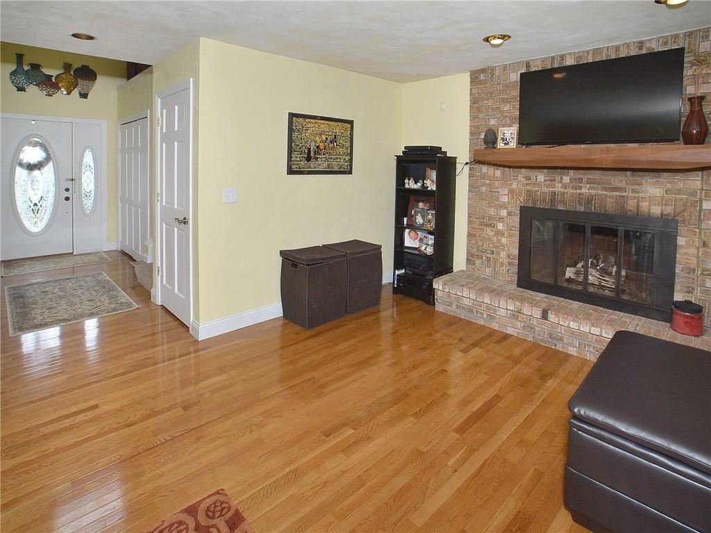 221 Meadow Spring Road Greensburg, PA 15601 - Photo 9 of 25 Gallery Image 9