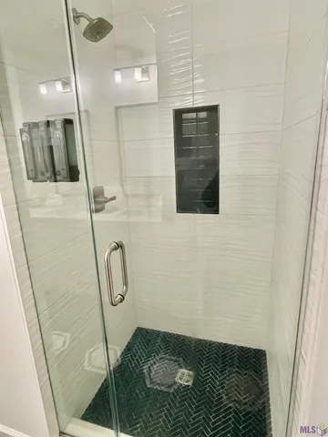 $2,500 | 417 Bedford Drive, Baton Rouge, LA 70806